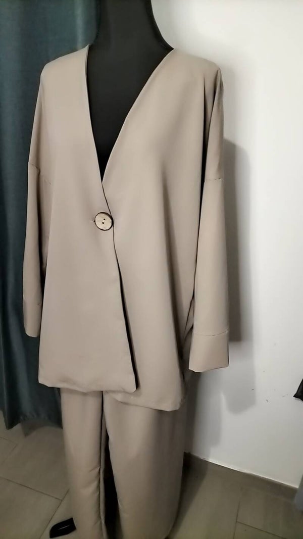 Ensemble beige