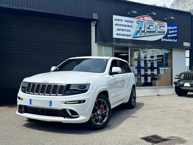 Grand Cherokee SRT8 Sallanches.jpg