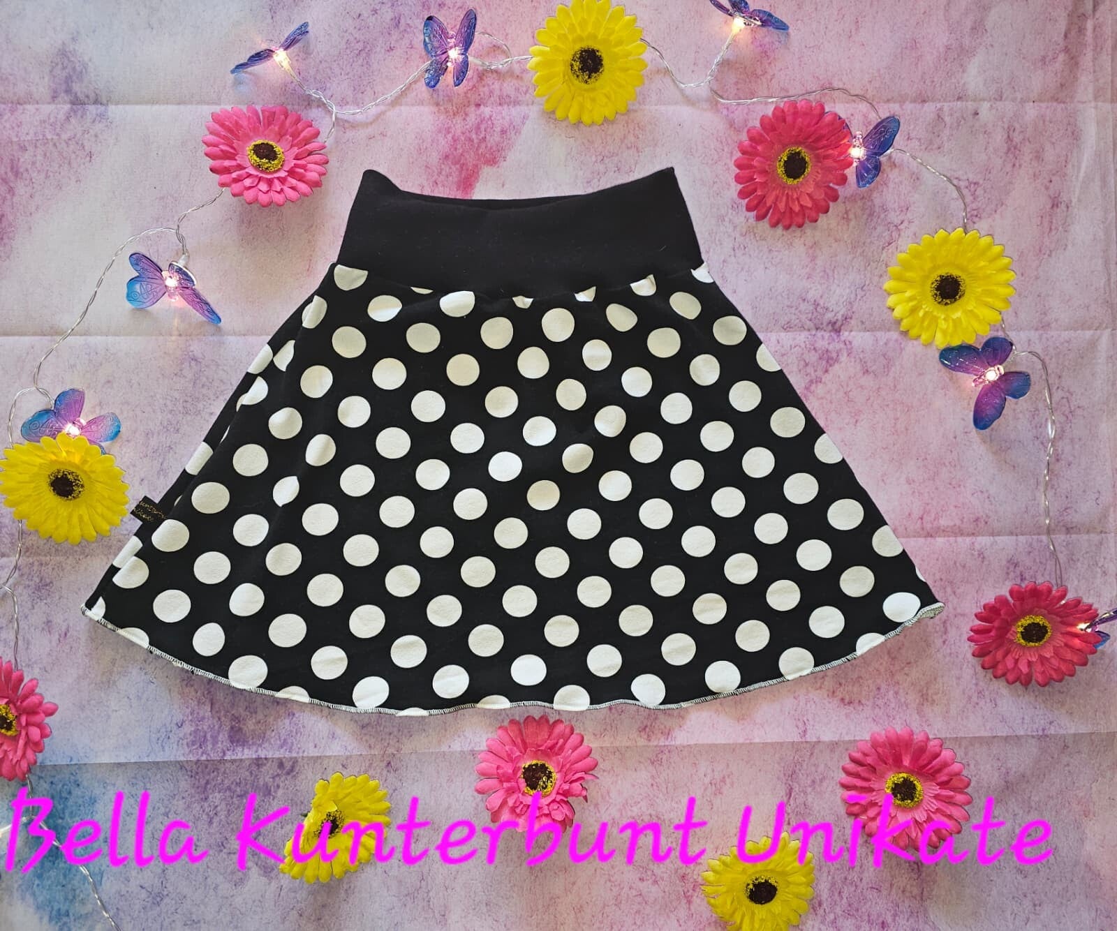 Schwarz / Weise Punkte 104/110