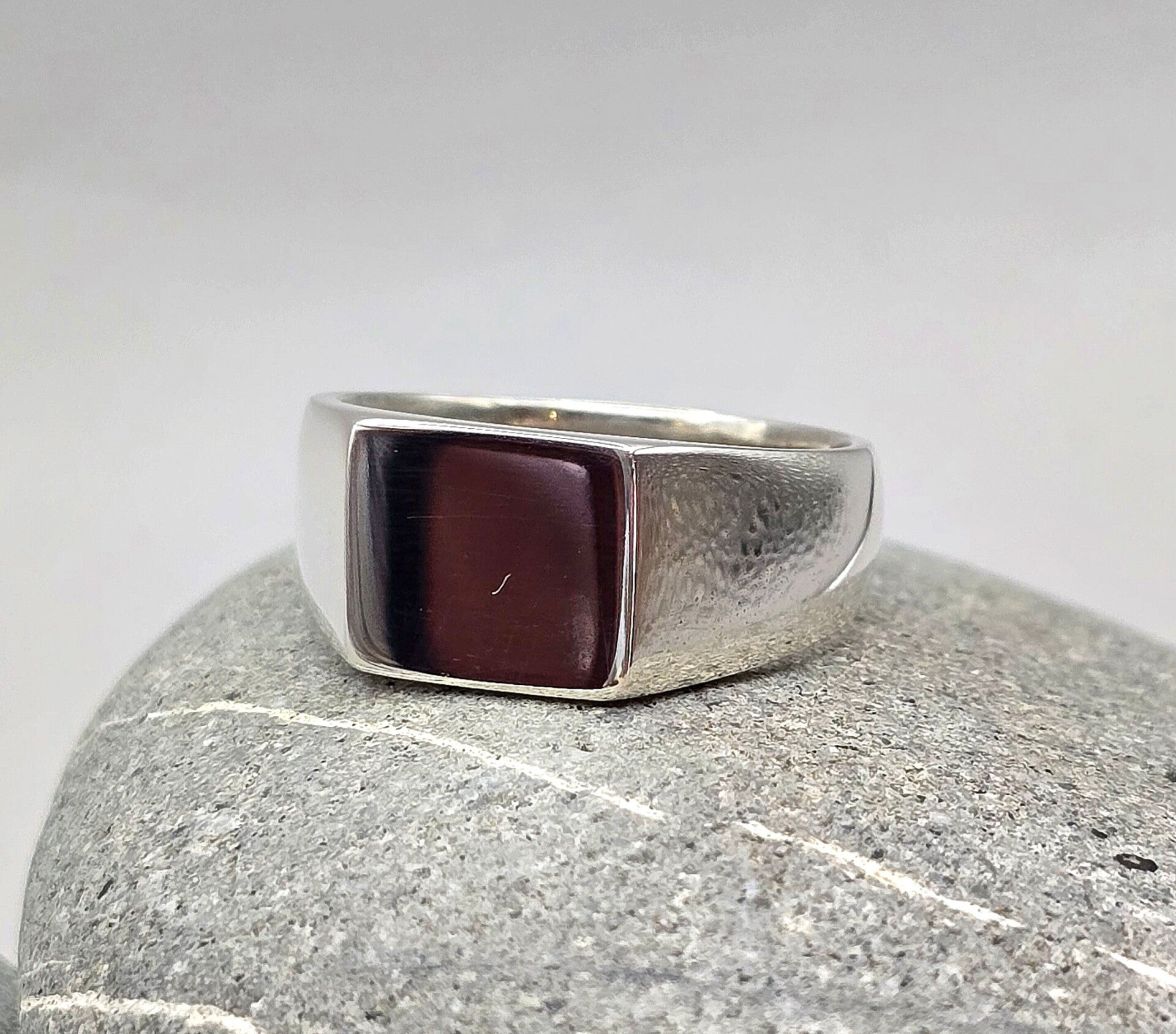 Gents Sterling Silver Signet Ring – Classic Square Head Design