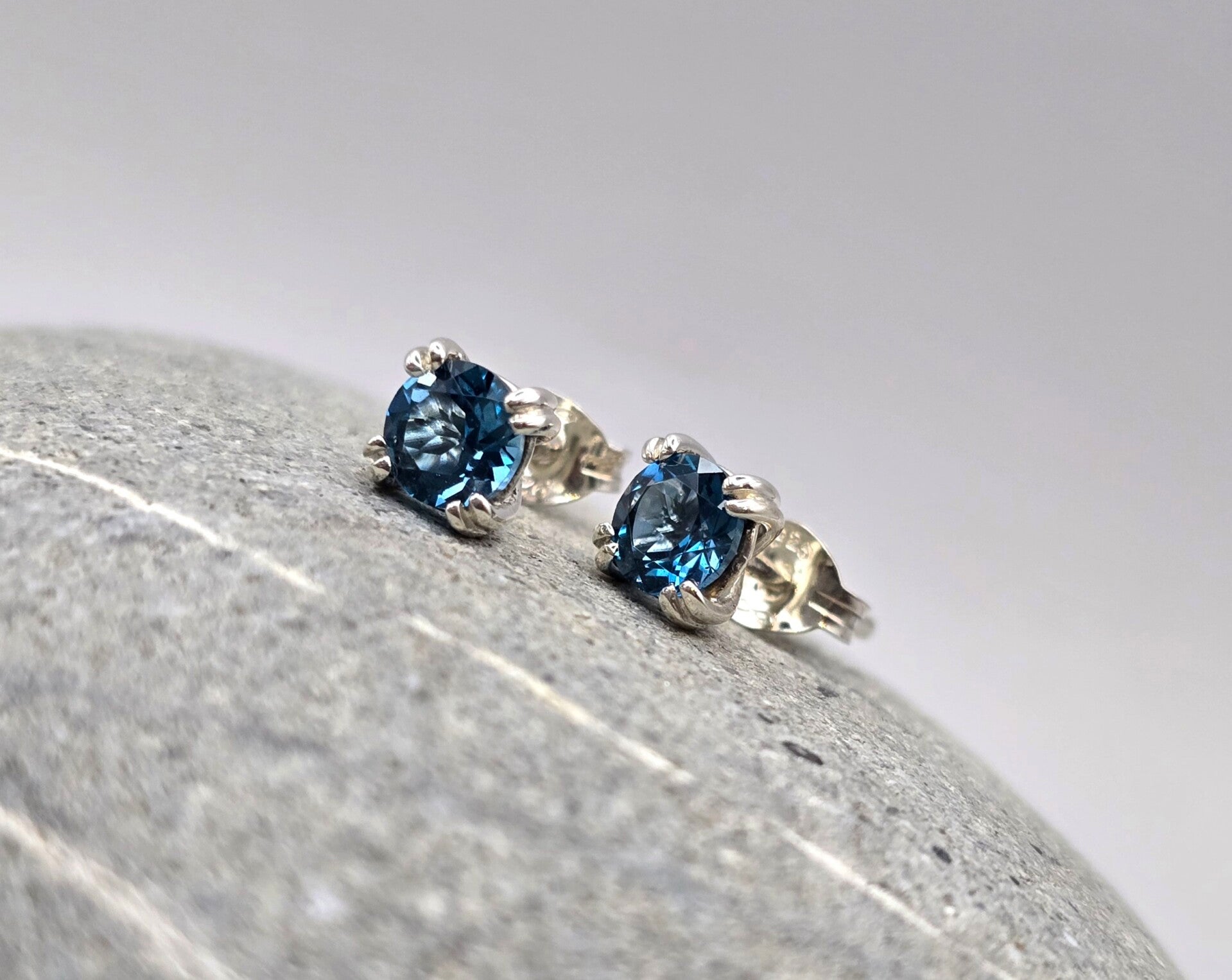 Sterling Silver London Blue Topaz Stud Earrings – Classic Double Claw Setting