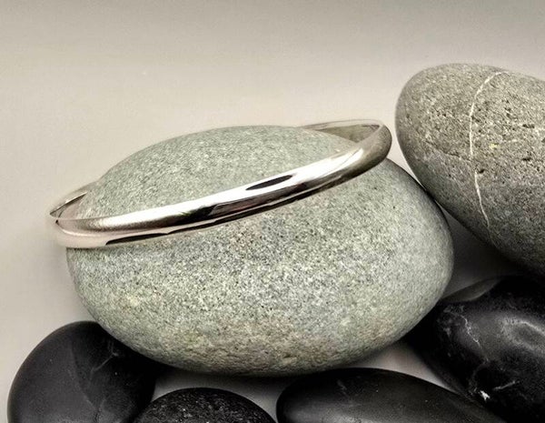 Classic Solid Silver Bangle
