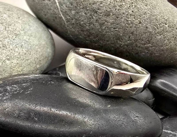 Subtle Classic Signet Ring