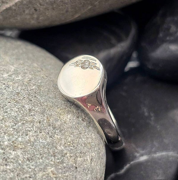 Silver Signet Ring with Diamond