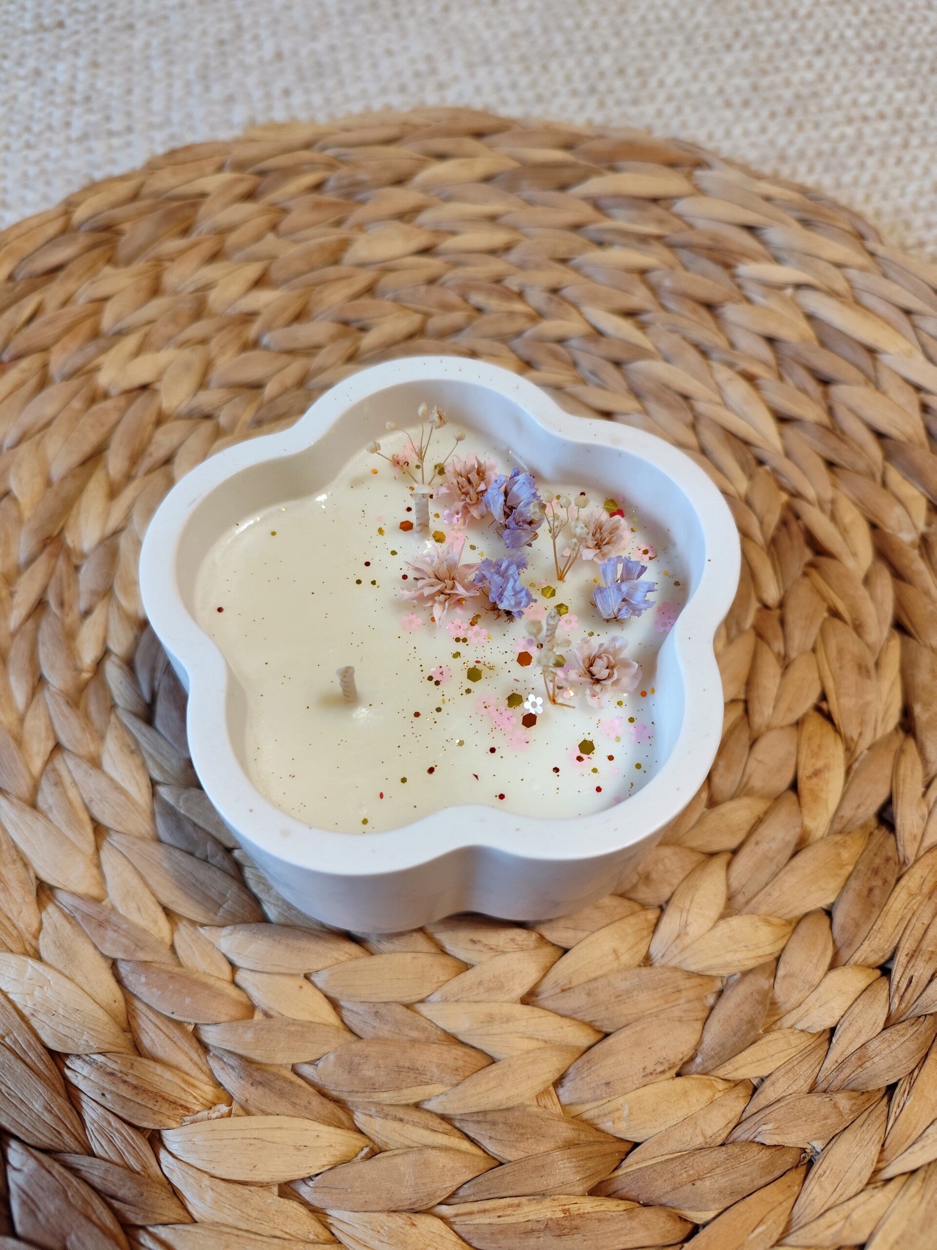 Bougie "création"jesmonite 200g Fleurs de coton