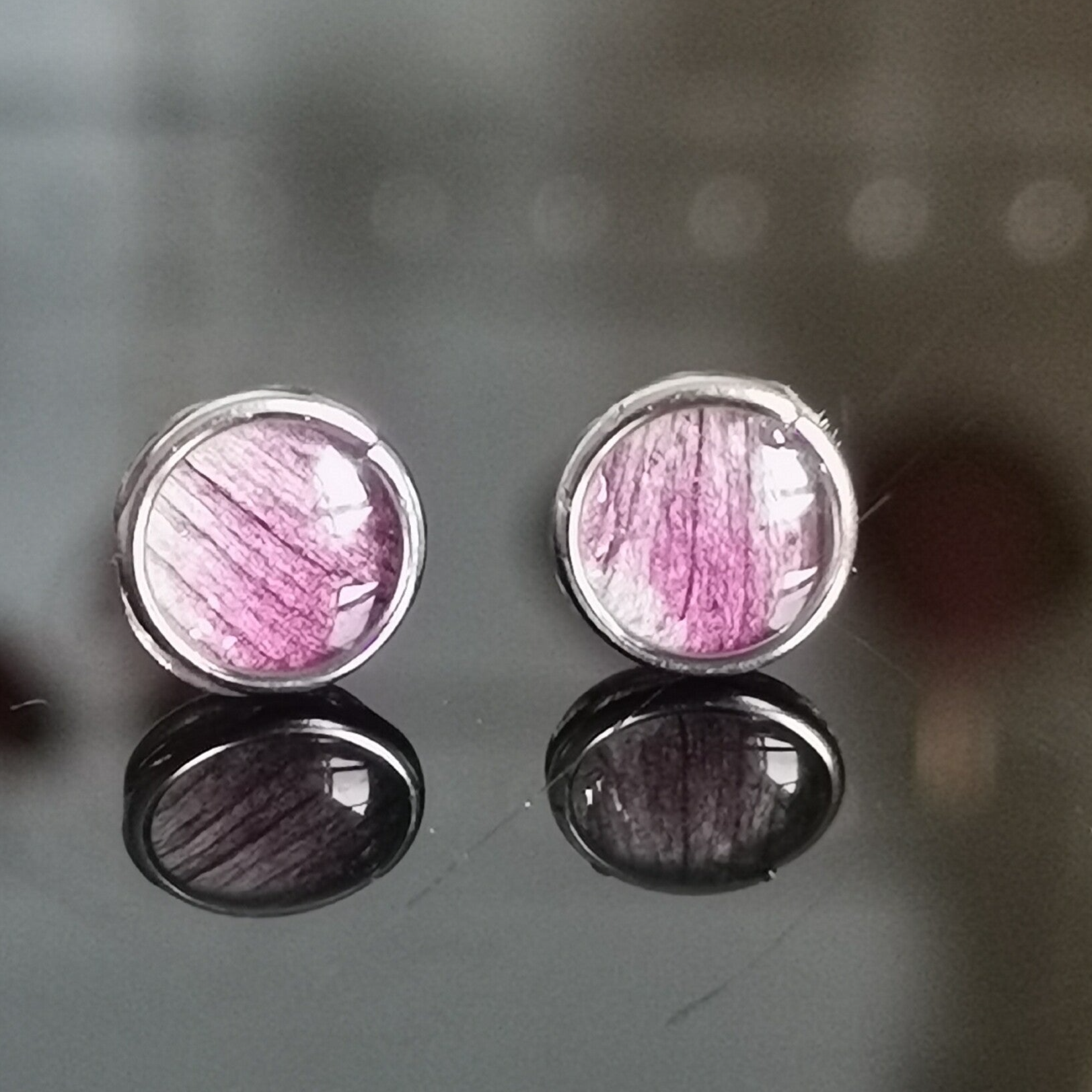 Puces d’oreilles 10 mm — Pétales des fleurs véritables
