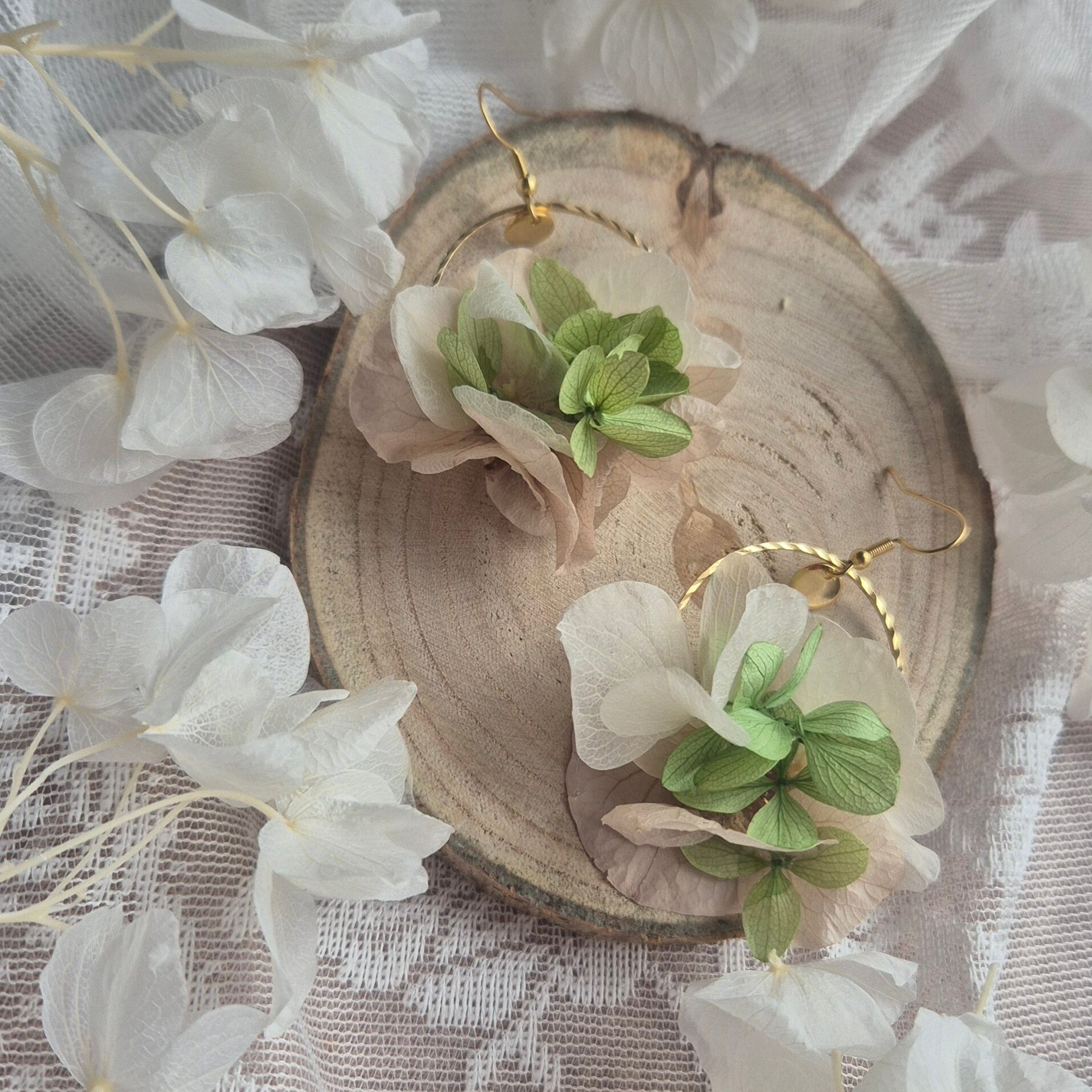 Boucles d'oreilles fleuries