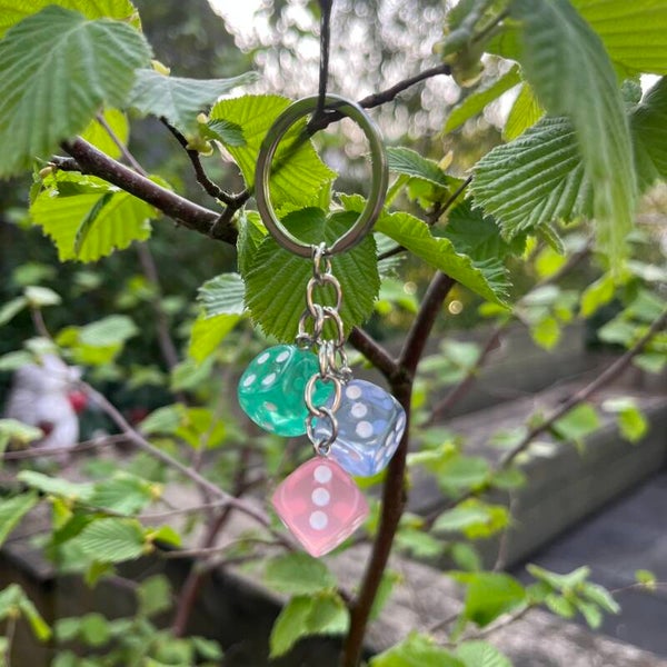 Sleutelhanger Dobbelsteen - Groen-Blauw-Roze