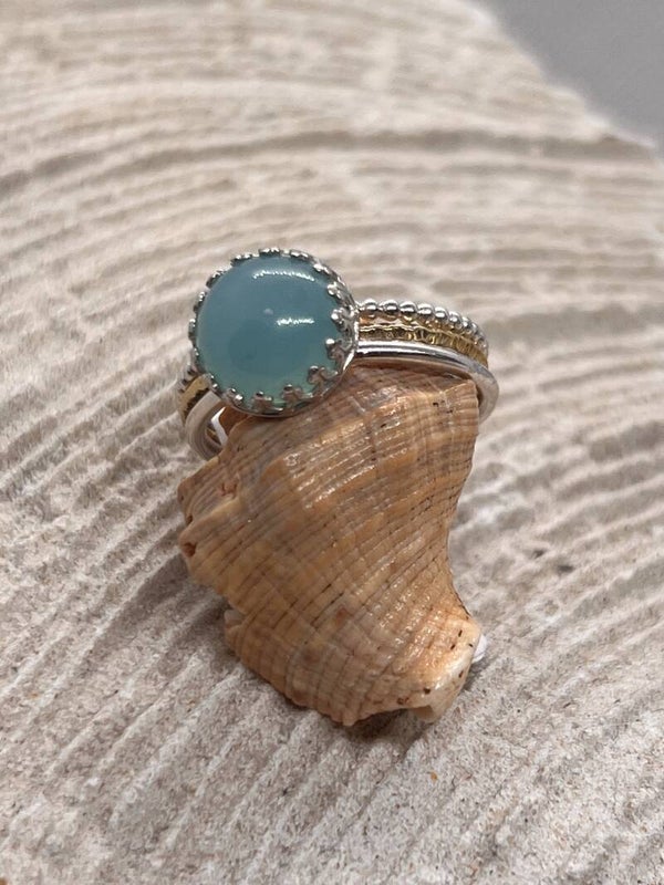 Ring mit 3 Ringen und Aquamarinstein