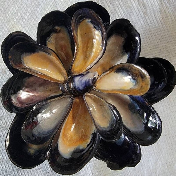 Seashells Flower Sculpture