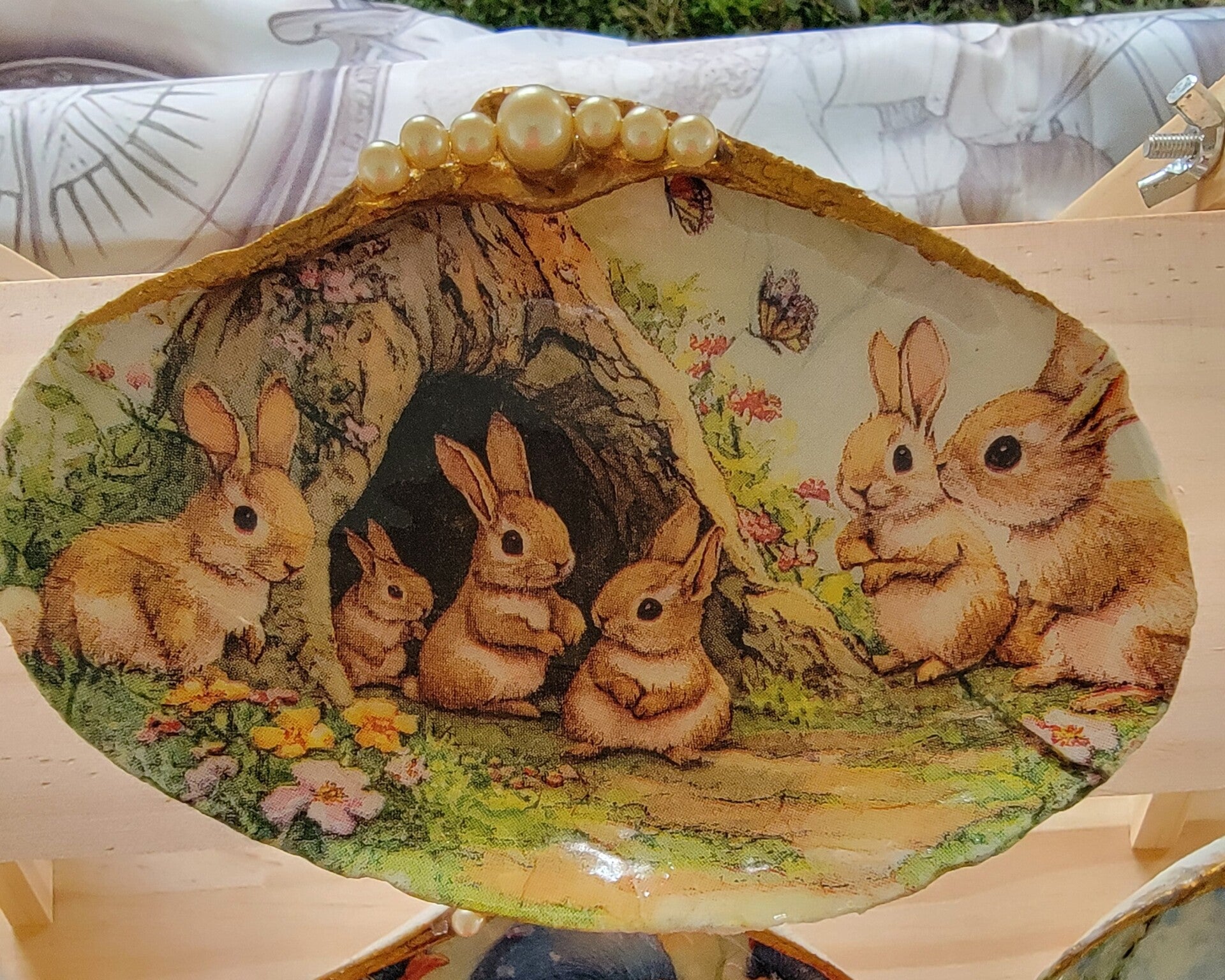 Trinket Dish Rabbits in Hollow Tree