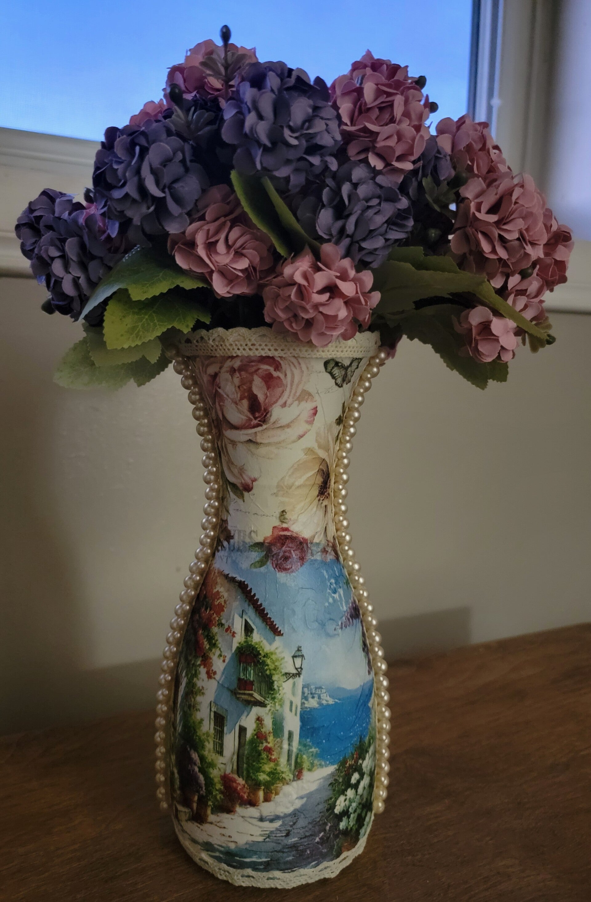 Mediterranean Flower Vase