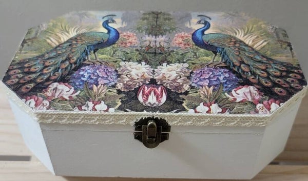 Keepsake Box Peacock