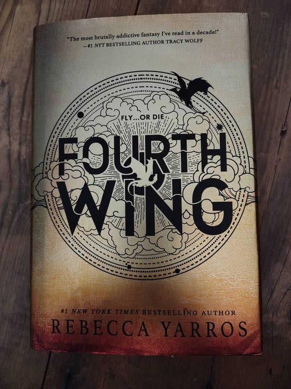 Fourth Wing - R. Yarros