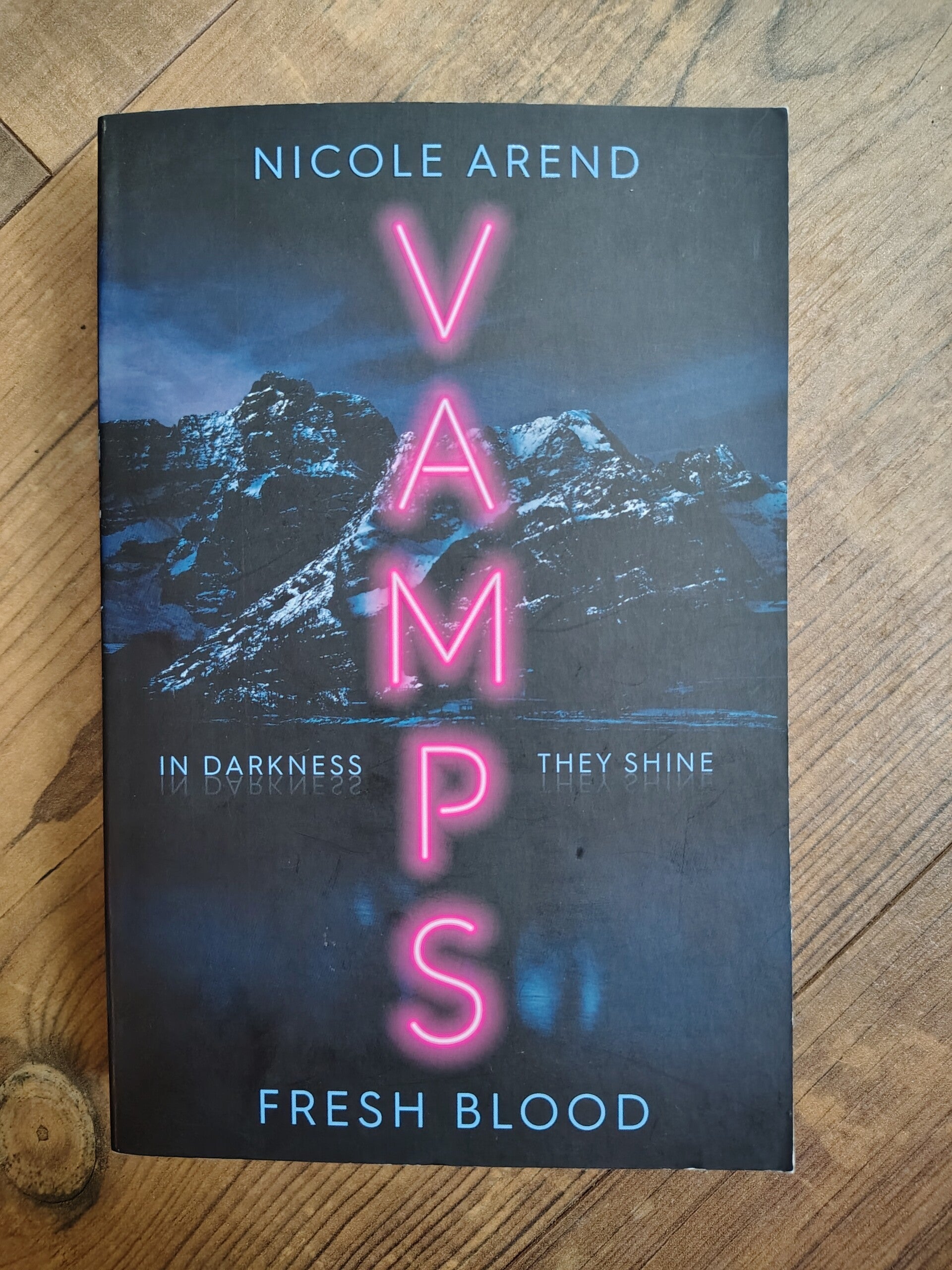 Vamps Fresh Blood - N. Arend