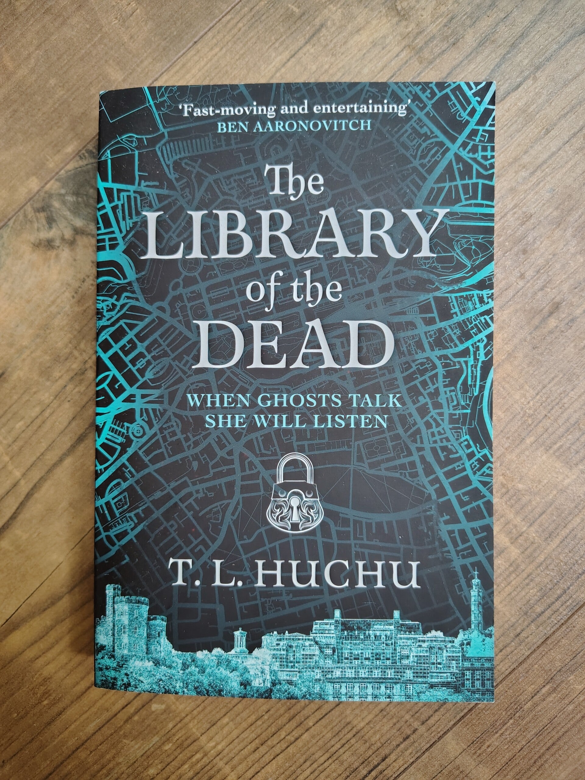 The Library of the Dead - T. L. Huchu