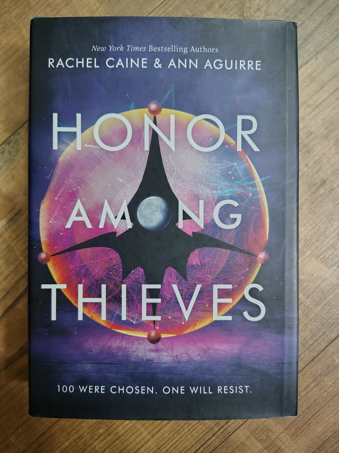 Honor Among Thieves - R. Caine & A. Aguirre