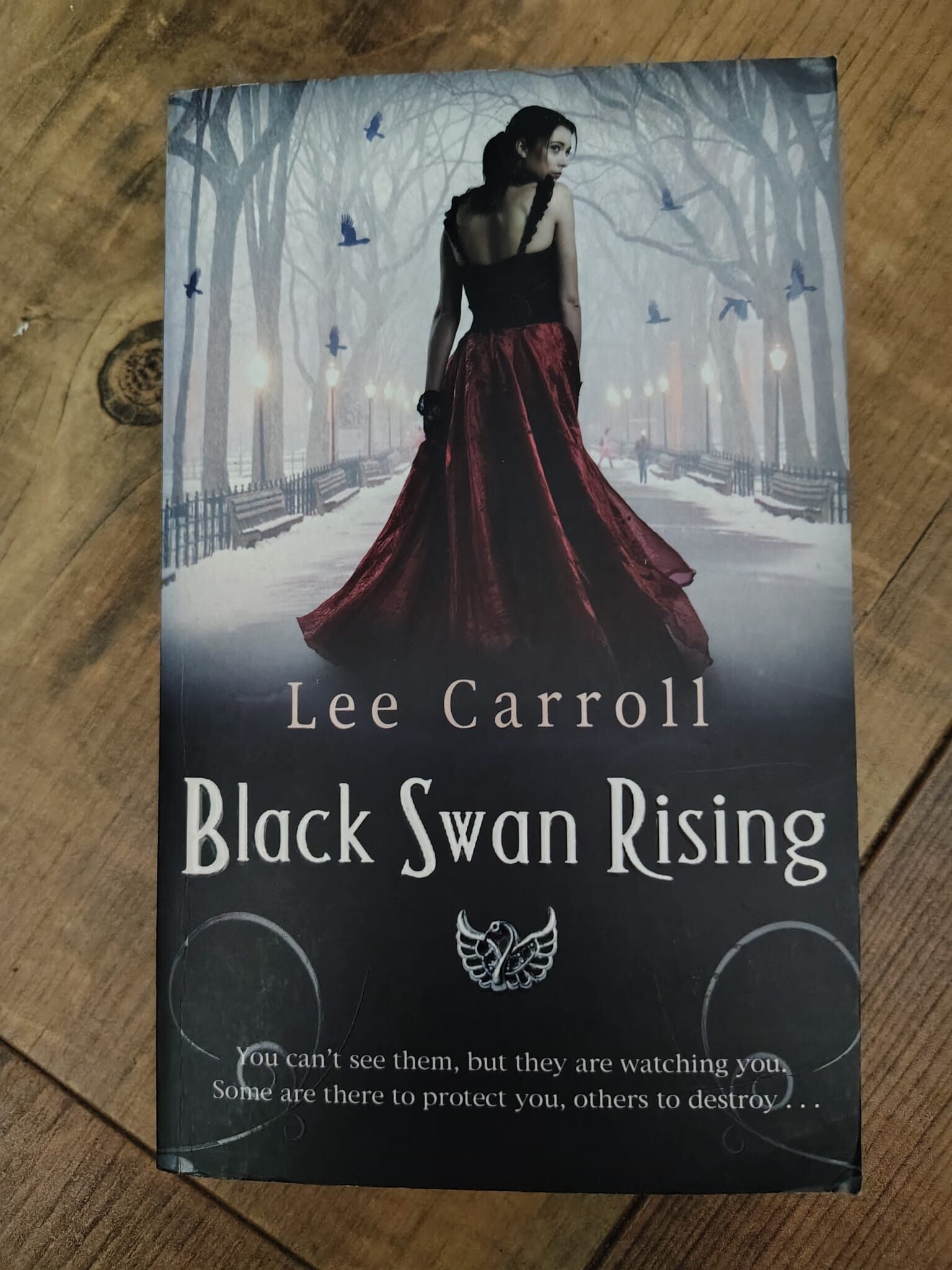 Black Swan Rising #1 - L. Carrol