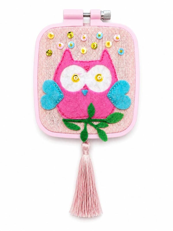 Uiltje in mini raamwerk roze