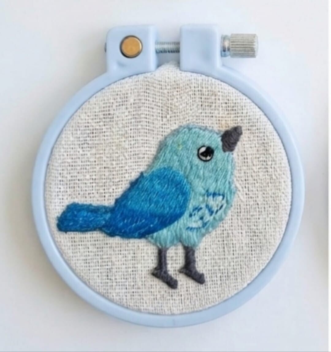 Mini vogel borduurwerkje  blauw