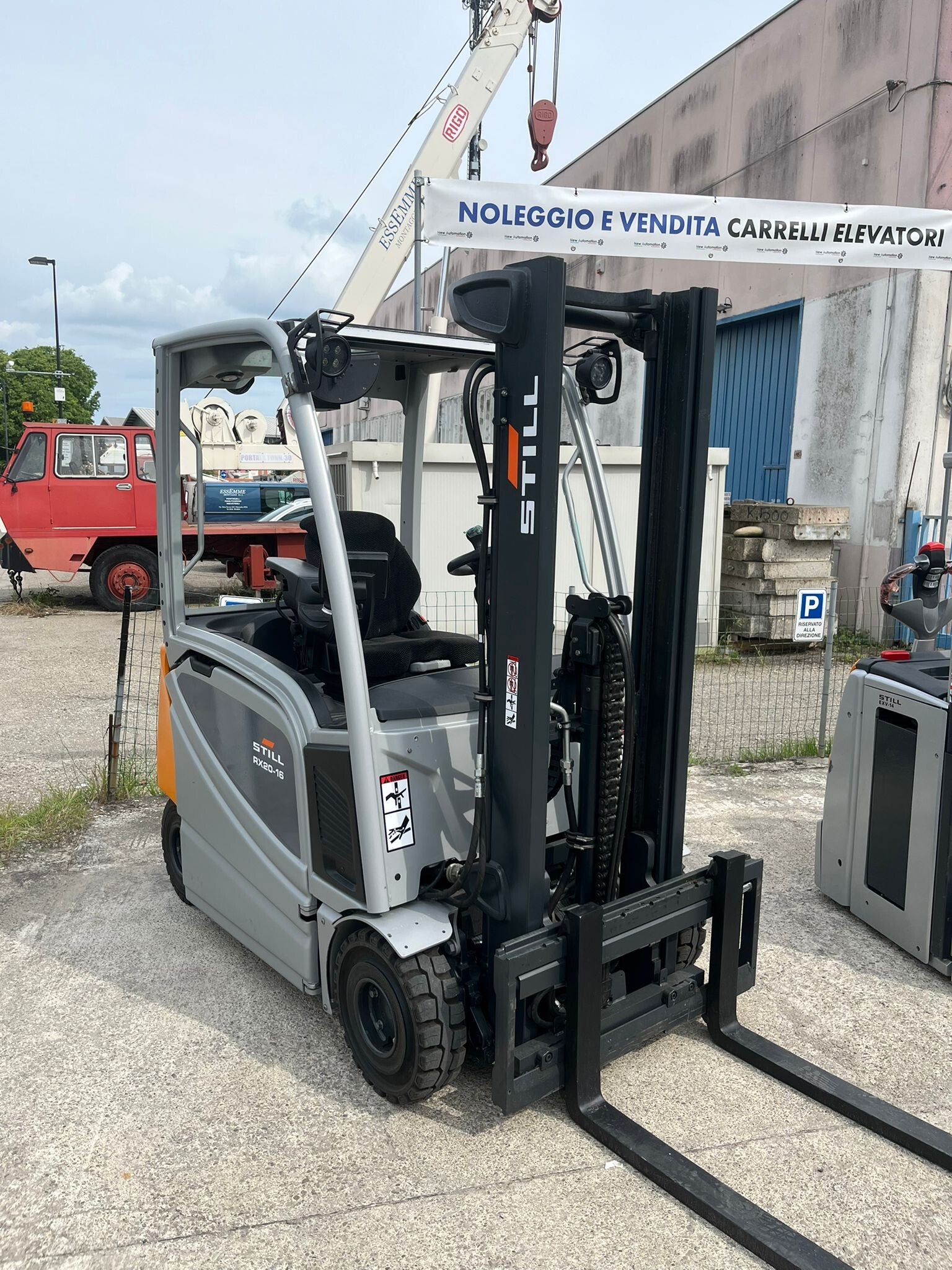 CARRELLO STILL