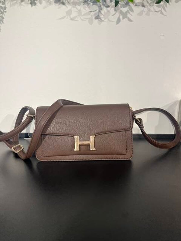Crossbody heaven bruin