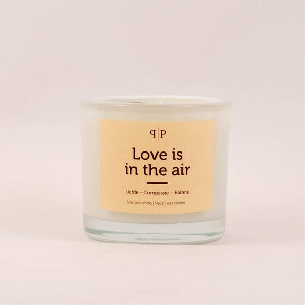 Geurkaars met edelstenen love is in the air