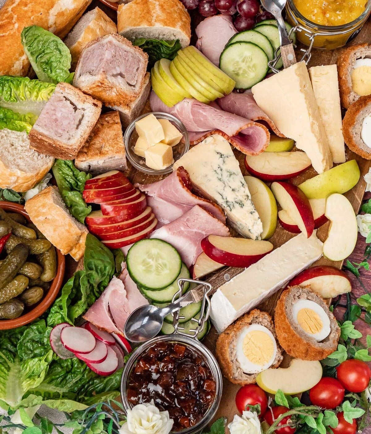 British Meat Sharing Board (Feeds 5)