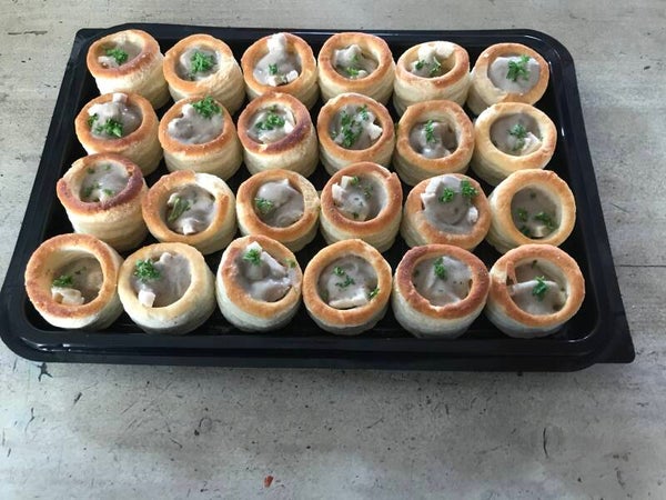 chicken & mushroom vol au vent canapesx