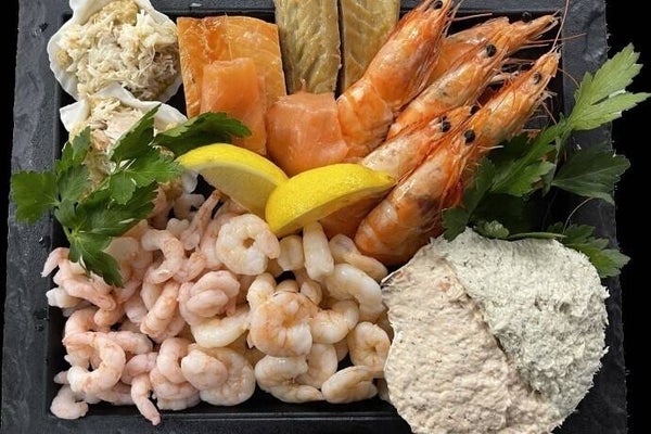 Fish & Shellfish Grazing Board Menu ((serves 4 persons)