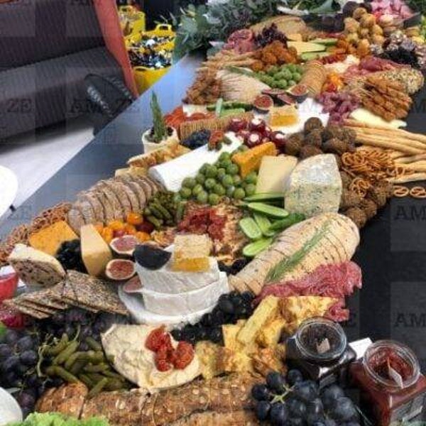 Cheese Sharing Board (Feeds 7-9)