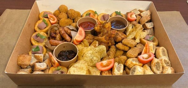 Lark-Meat Finger Grazing Platter-Large (79 pieces)