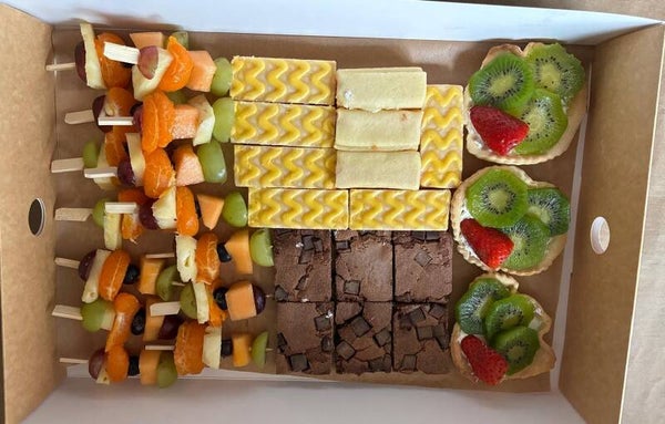 Reading-Sweet Grazing Platter-Regular ( 27 pieces)
