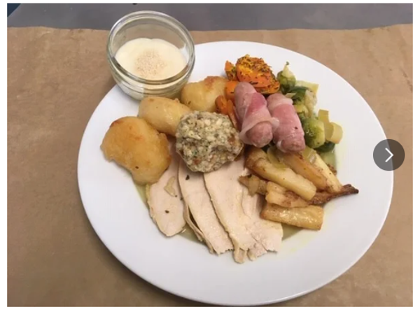 Christmas Dinner in a Box - Turkey - Hot Boxed Meal (d)