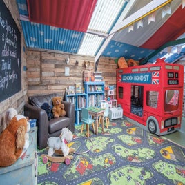 playroom-2-standard-unb4ai.jpg