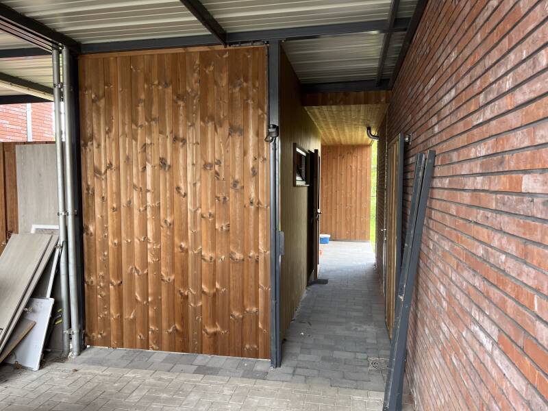 tuinhuis/overkapping thermowood  balen mol 