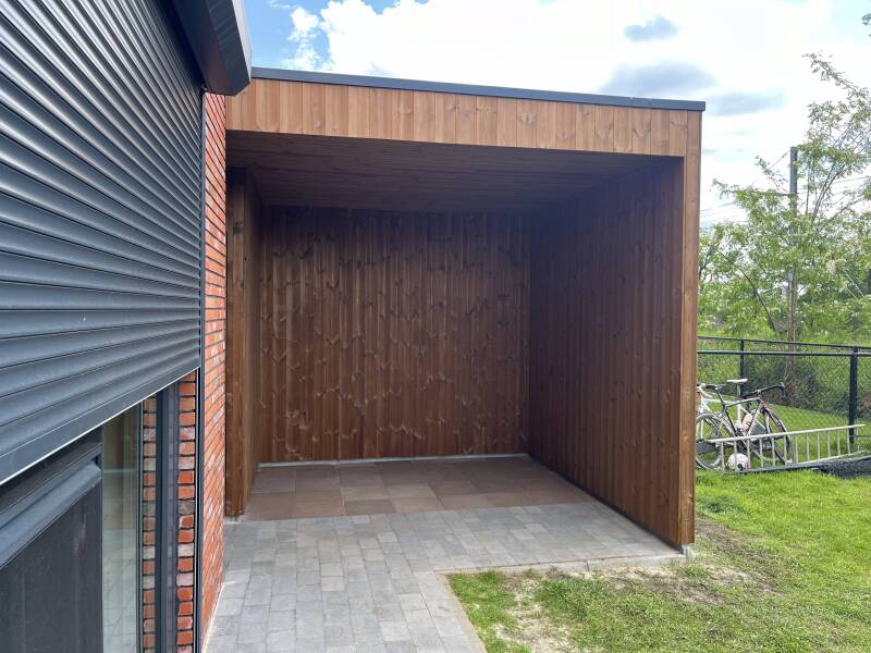 tuinhuis/overkapping thermowood  balen mol 
