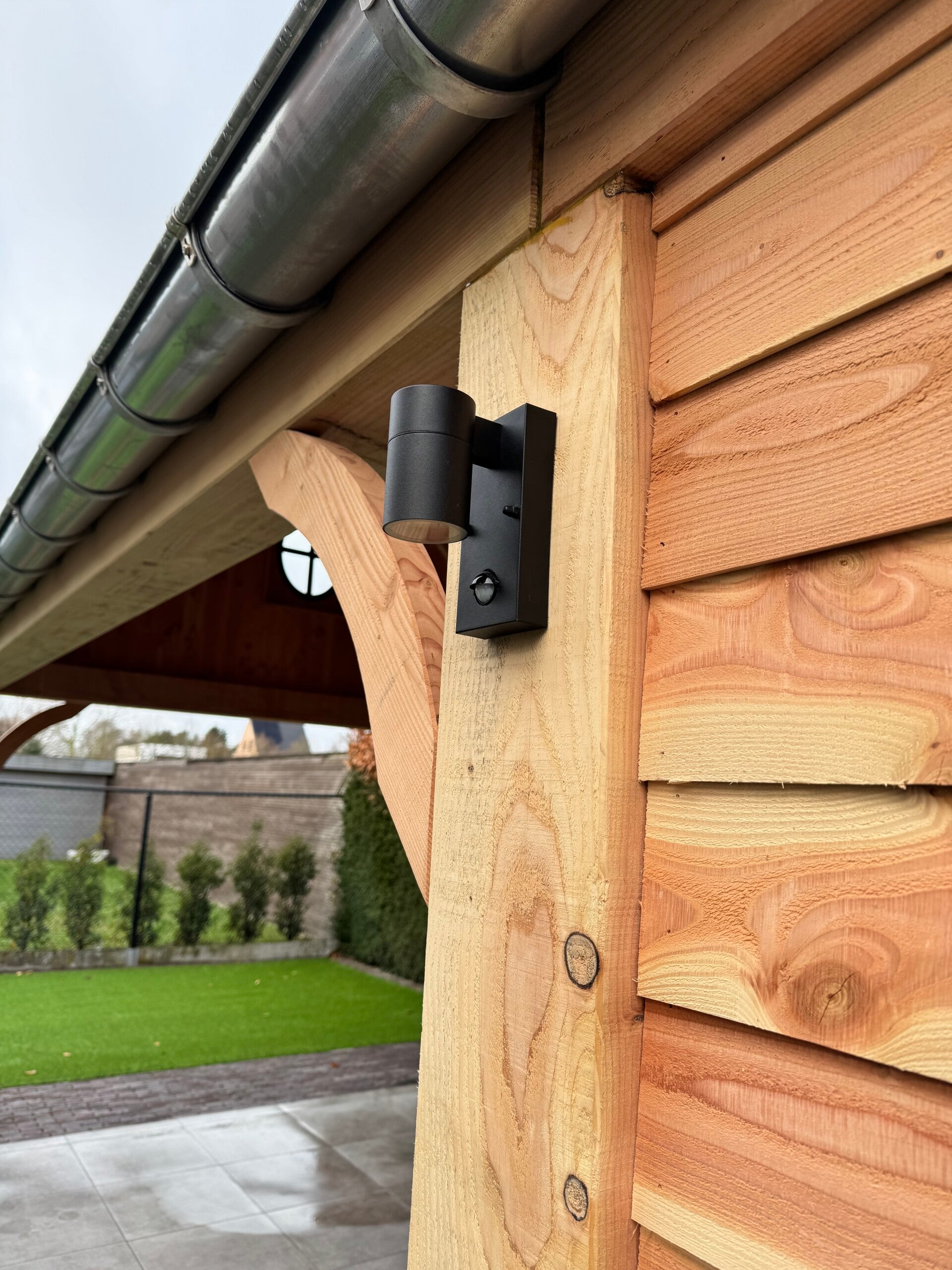 houten bijgebouw carport tuinhuis overkapping poolhouse balen mol geel meerhout dessel 