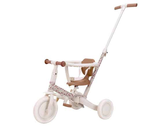 Triciclo 4 en 1 color blanco roto con flores