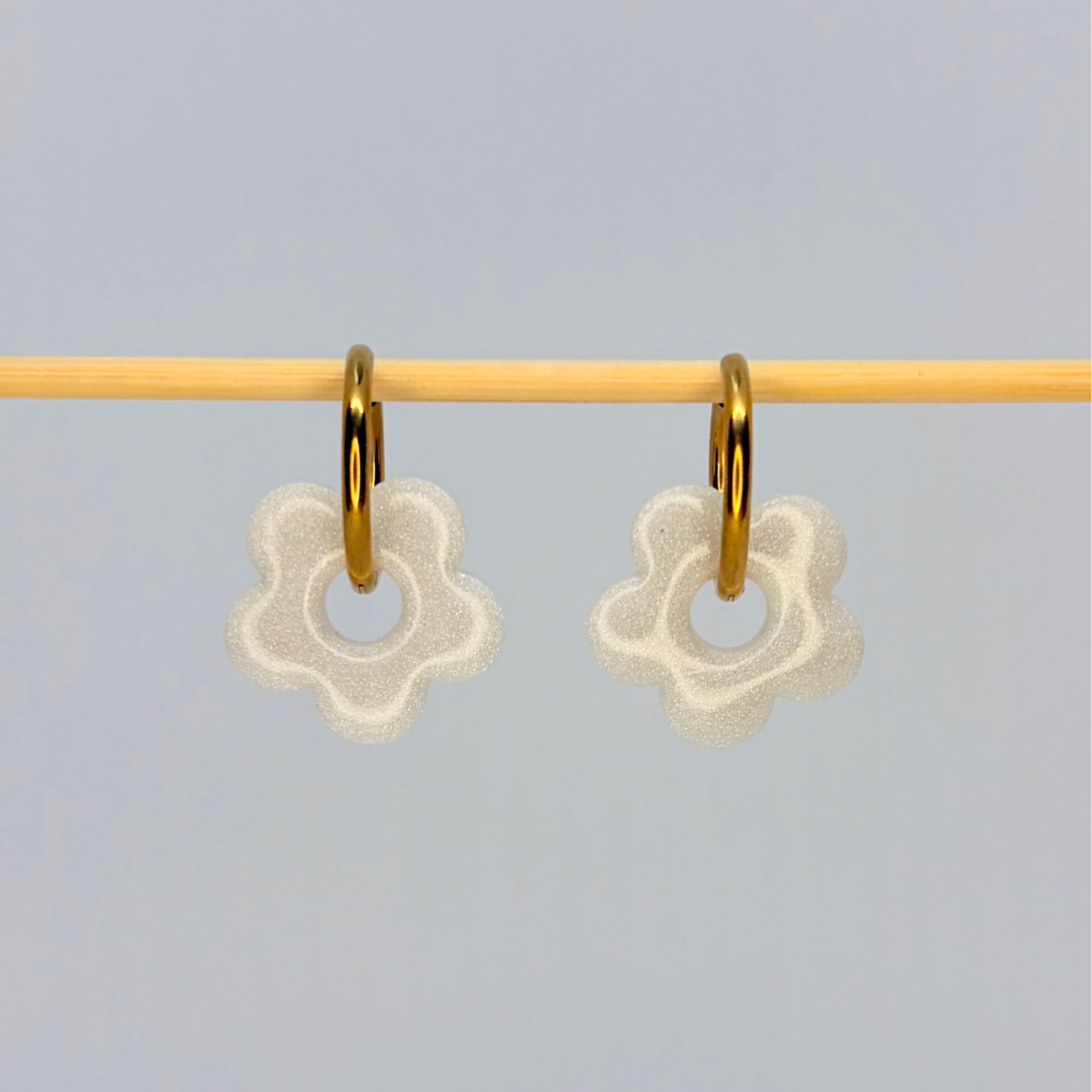 Flower blanche nacrée