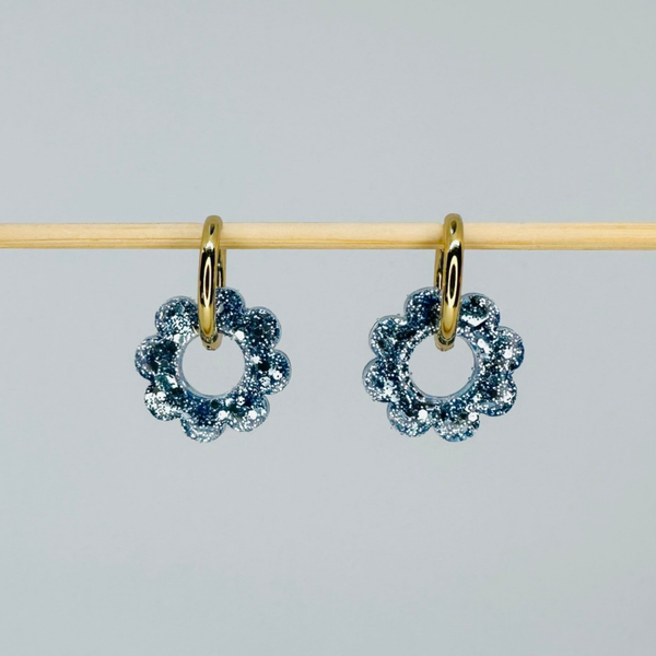 Marguerite bleue claire pailletée