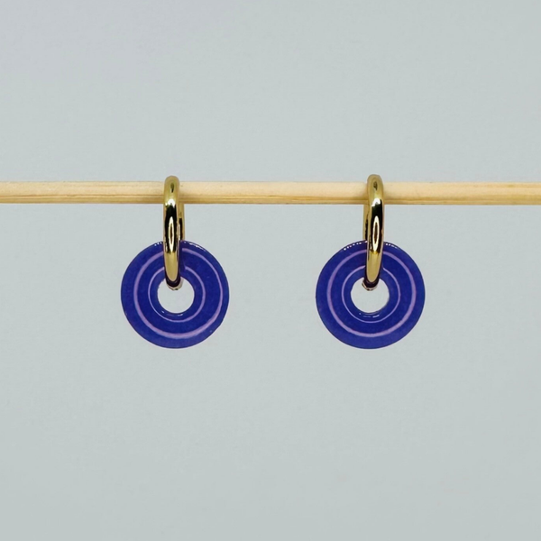 Cercle violet nacré