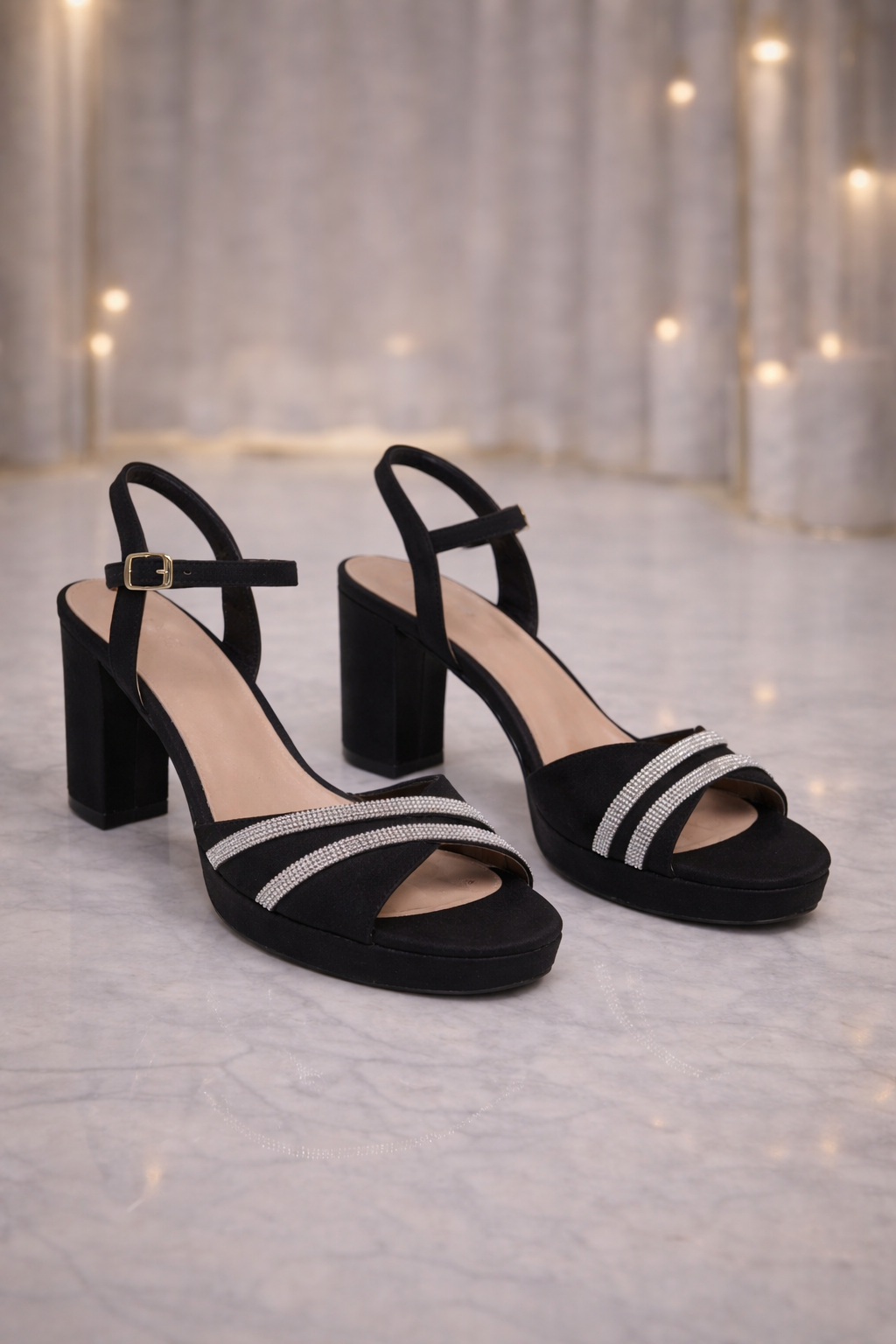 Plateau Sandalen met Blokhak en Strassbandjes