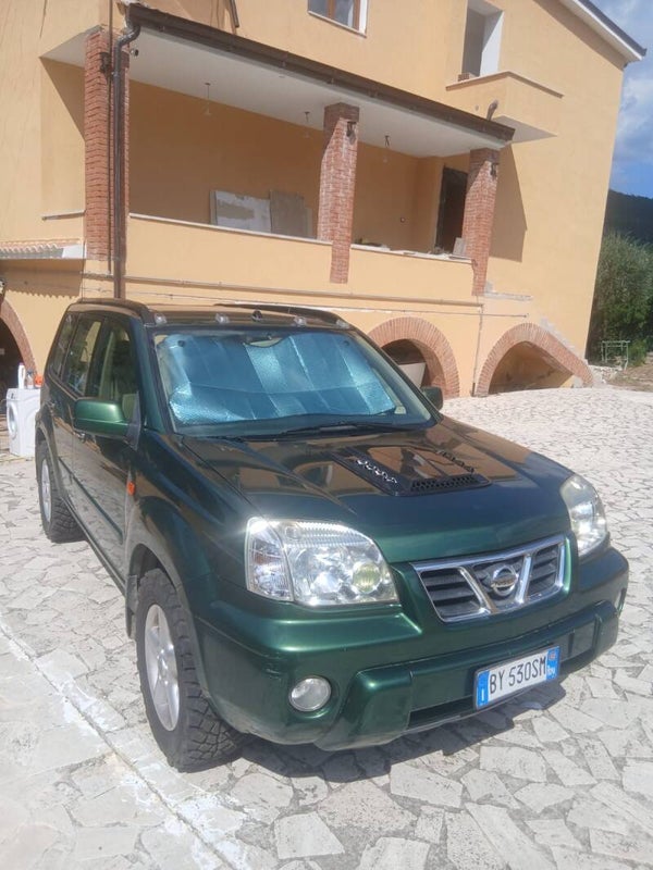 Nissan X trail