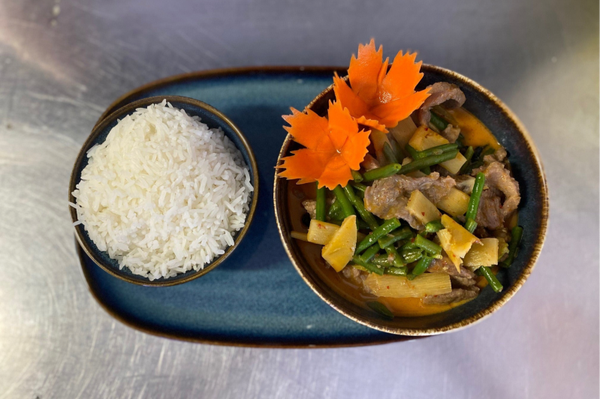 109_Lamm Thai Curry rot