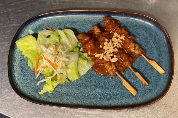 18_Vorspeise Poulet- Spiessli, Gai Satay (3Stück)