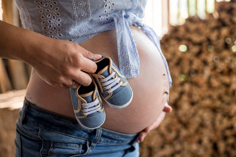 babybauch-fotografie-monikagross-01-standard-psf5zr.jpg