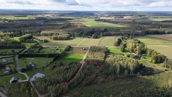 Suur elamukrunt Pupastveres – puurkaev, tee ja elekter