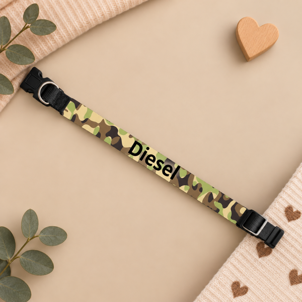 Halsband voor Kleine Honden met Legerprint - Verstelbaar 29-46cm, 2cm Breed - Personaliseerbaar met Naam - Geschikt voor Reutjes