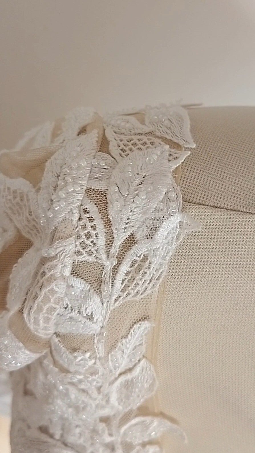 Hochzeitskleid Schulter abnähen